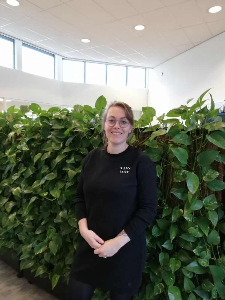 Esther Machielsen is projectleider bij Van Doorn Esther Machielsen is projectleider bij Van Doorn