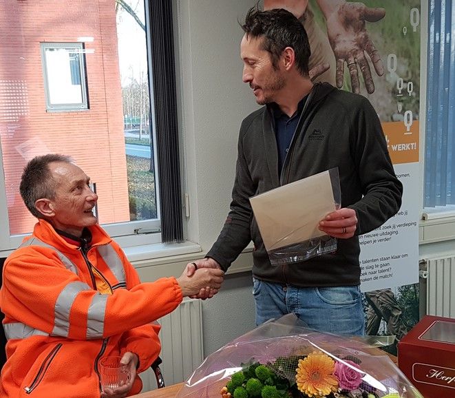 Frank Maandag en Marc Meijer, directeur van het Norminstituut Bomen